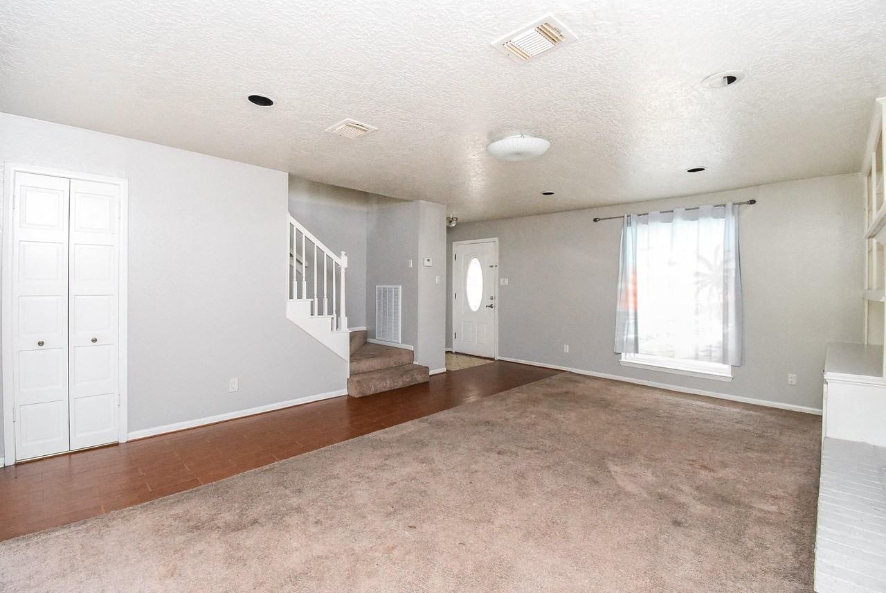 1709 Beaver Springs Ct #1 - Photo 5 of 20