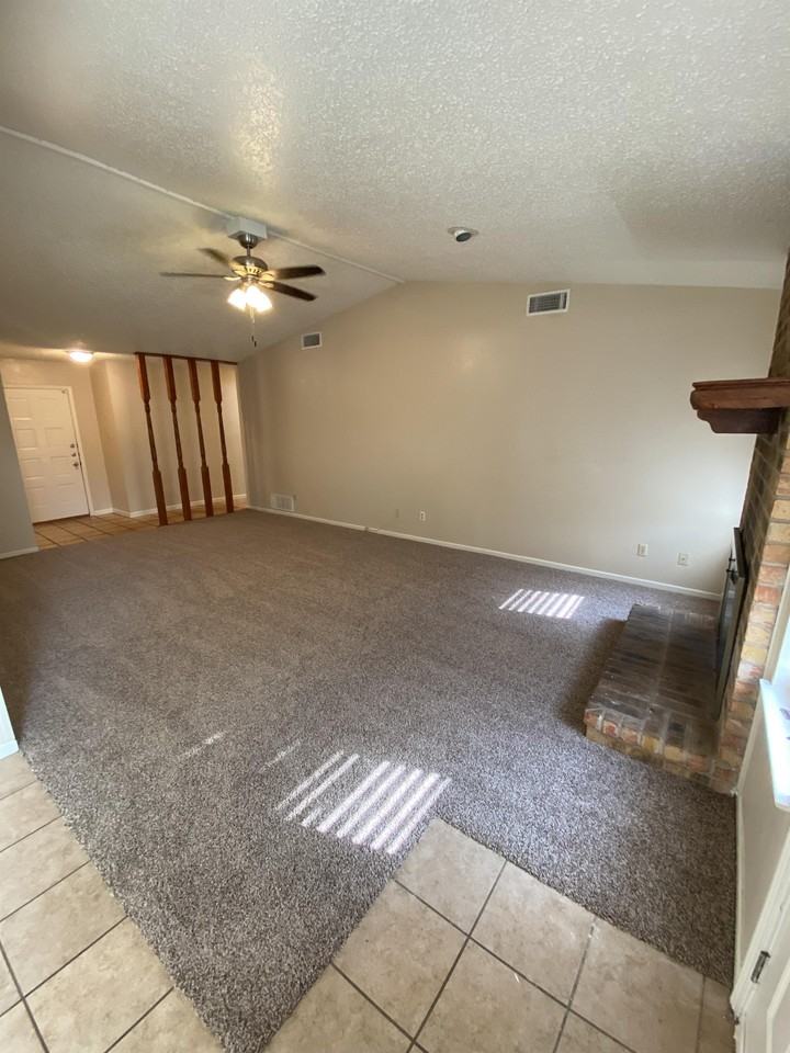 2306 Hunt Dr #1 - Photo 3 of 23