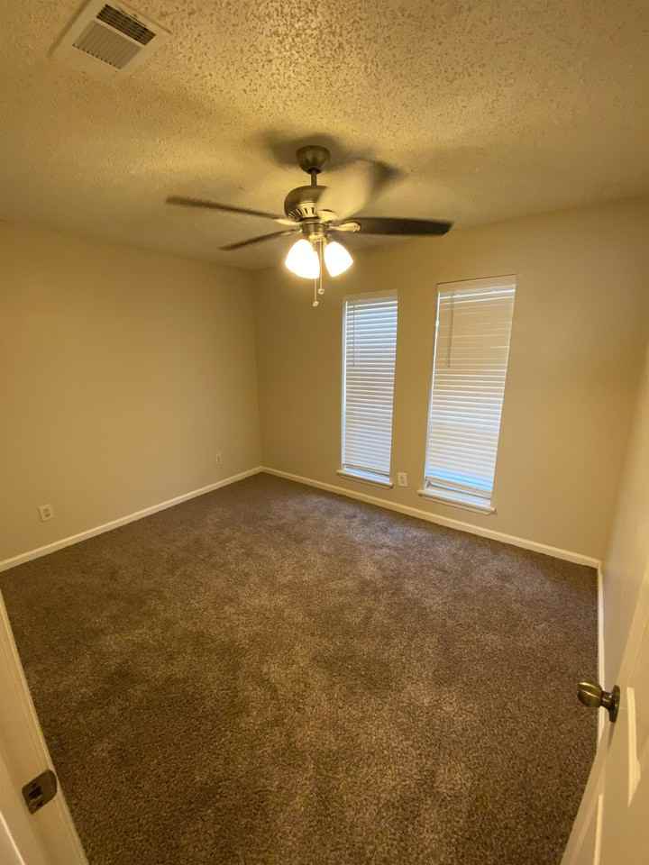 2306 Hunt Dr #1 - Photo 5 of 23