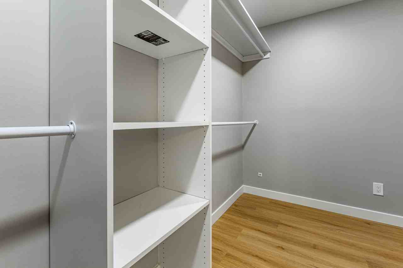 2710 S Highland Dr #11 - Photo 3 of 19