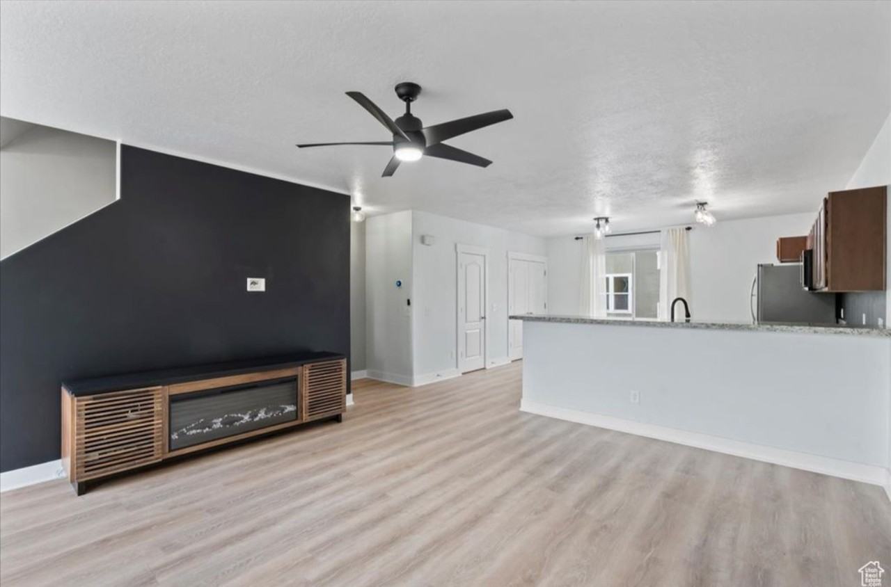 3709 S Gowan Ln - Photo 6 of 18