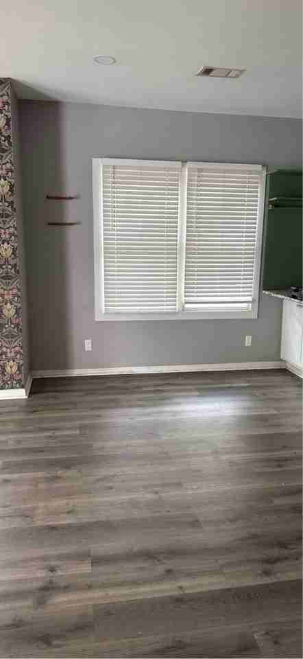 124 Melrose Cir #1 - Photo 3 of 30