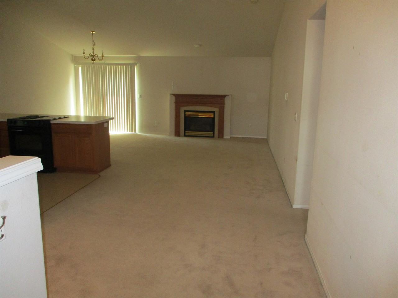 653 Oakwood Dr #1 - Photo 2 of 12