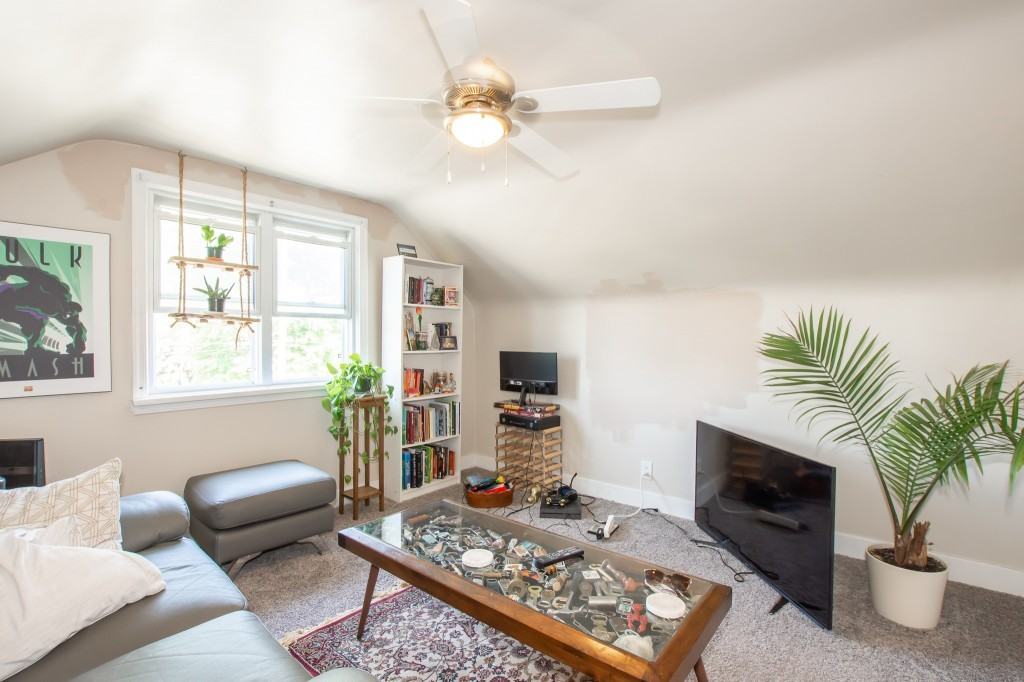 62 Garnet Street - Photo 2 of 16