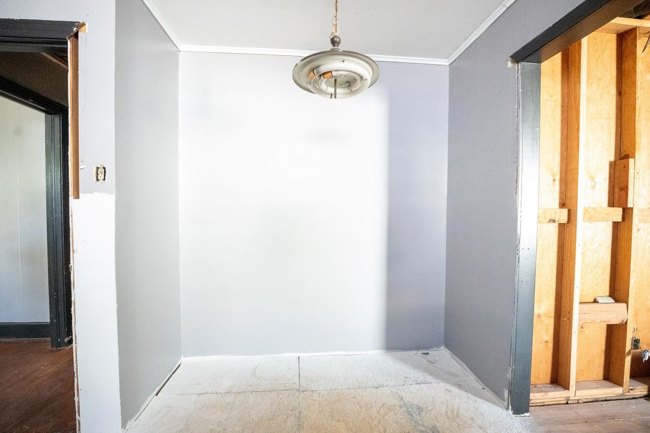 3948 Carlton St #1 - Photo 4 of 7