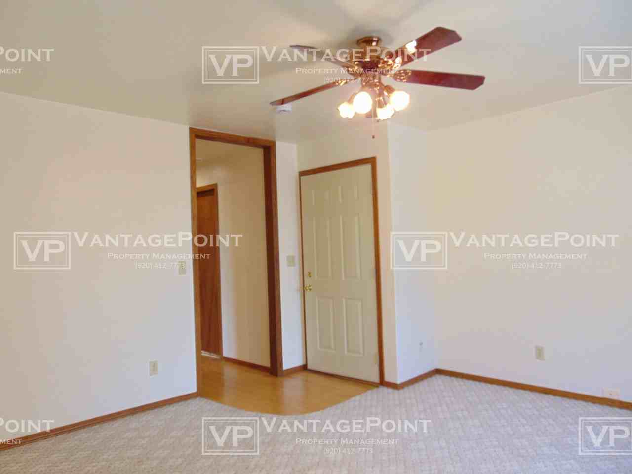 114 N Ontario St Uppr - Photo 5 of 17