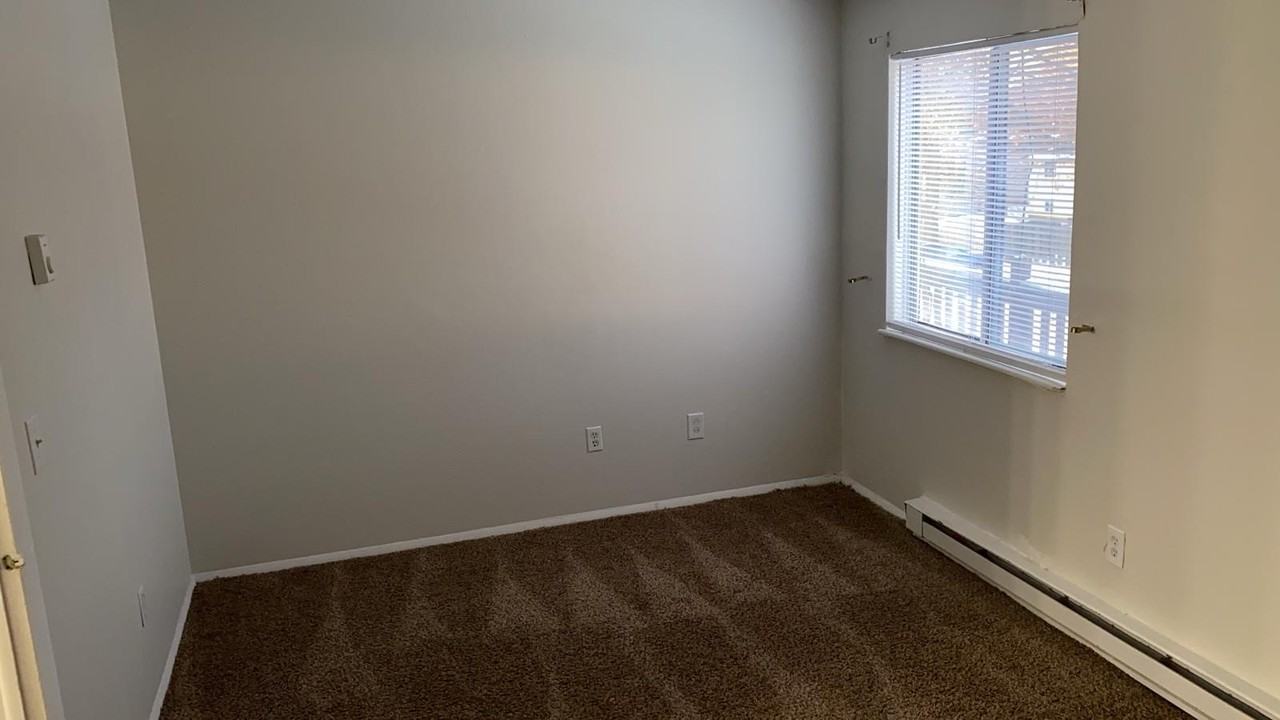 1410 Herbert Dr #1410U - Photo 6 of 17