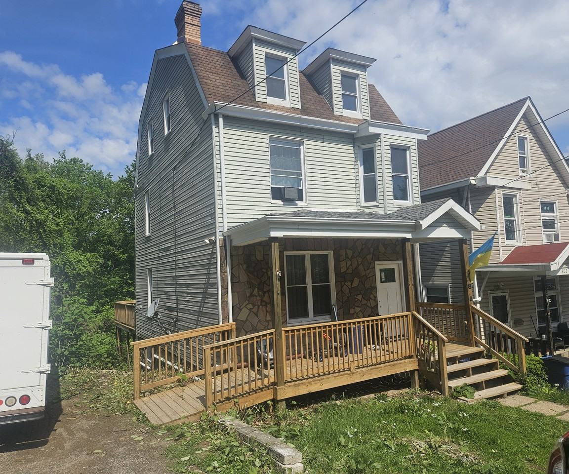 804 Dubois St #1 - Photo 2 of 39