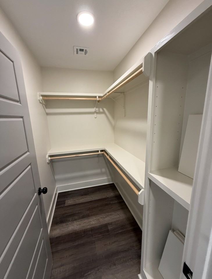 221 W Sallier St #2 - Photo 6 of 9