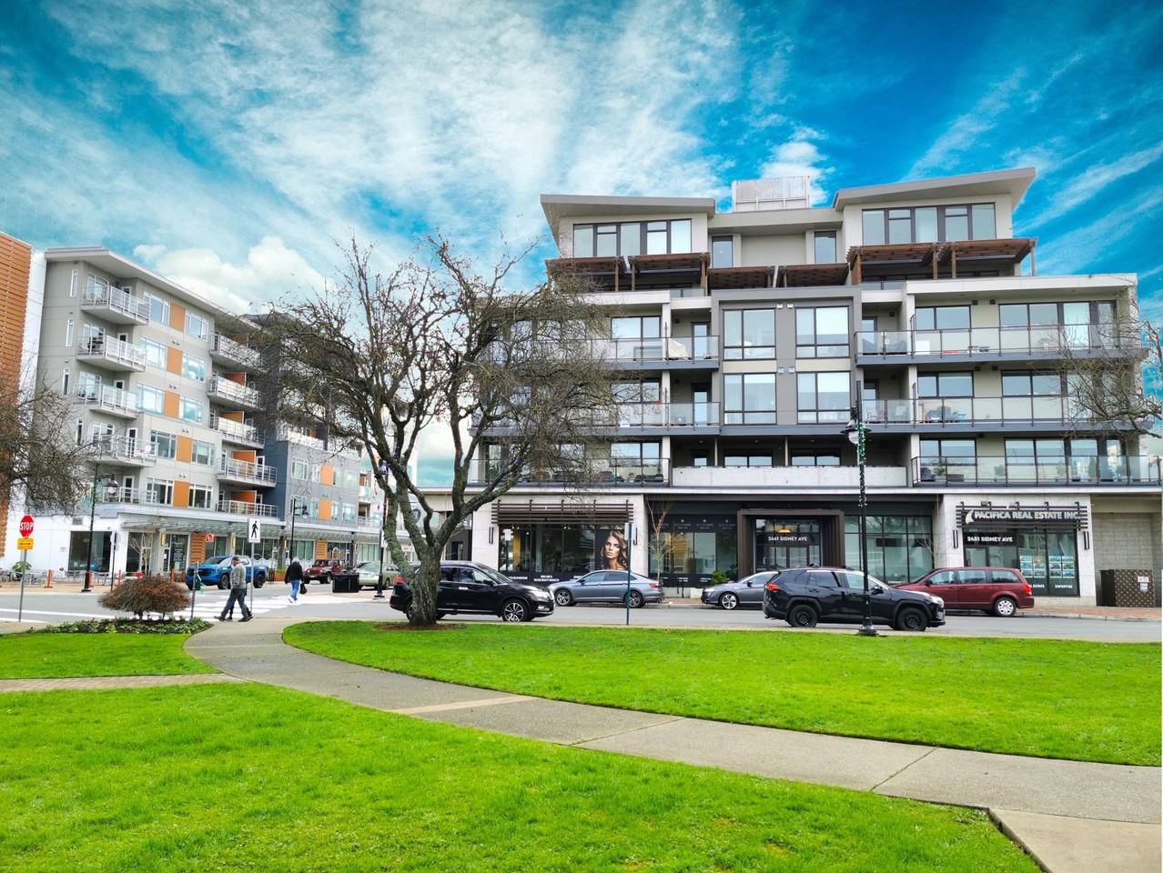 2461 Sidney Ave #403