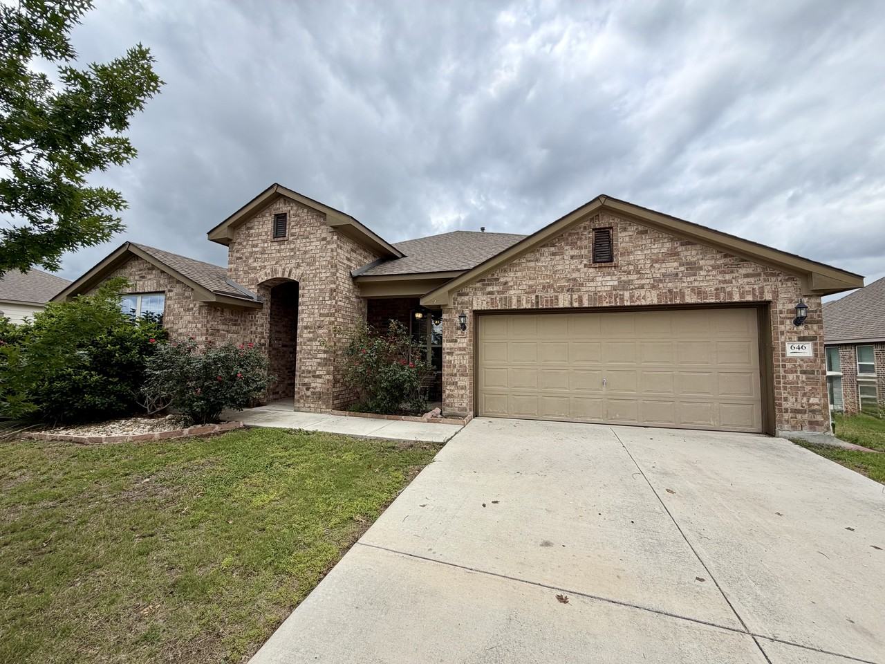 646 Ridge Lawn Dr #1 - Photo 2 of 50