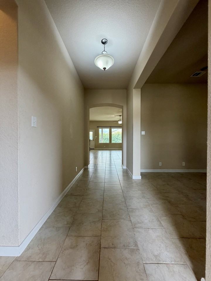 646 Ridge Lawn Dr #1 - Photo 7 of 50