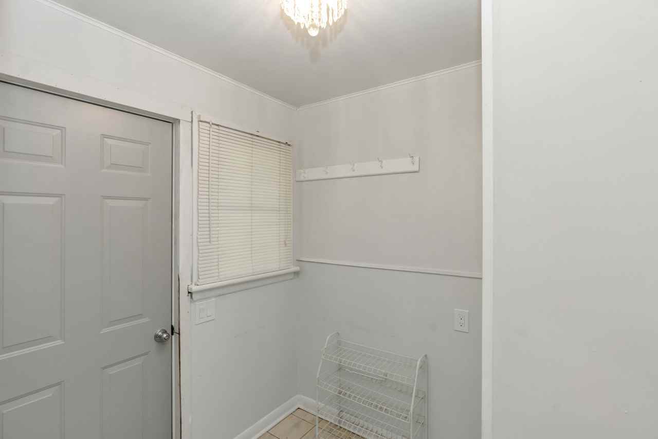 3212 Mosley St - Photo 6 of 29