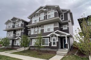 featured image of 4076 Chappelle Green Sw