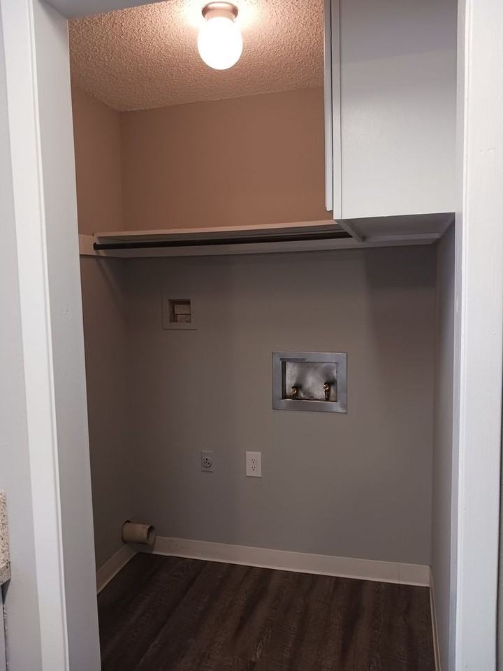 The Willows South apartments - Photo 7 of 25