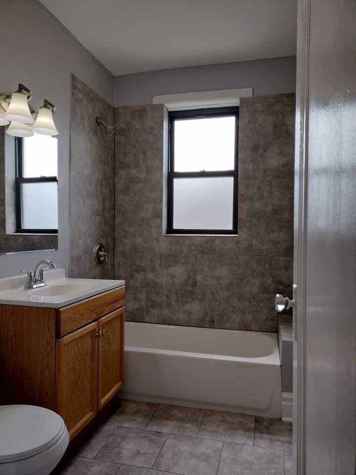 1741 West 80th Street -3 - 1741-3 #1741-3 - Photo 5 of 15