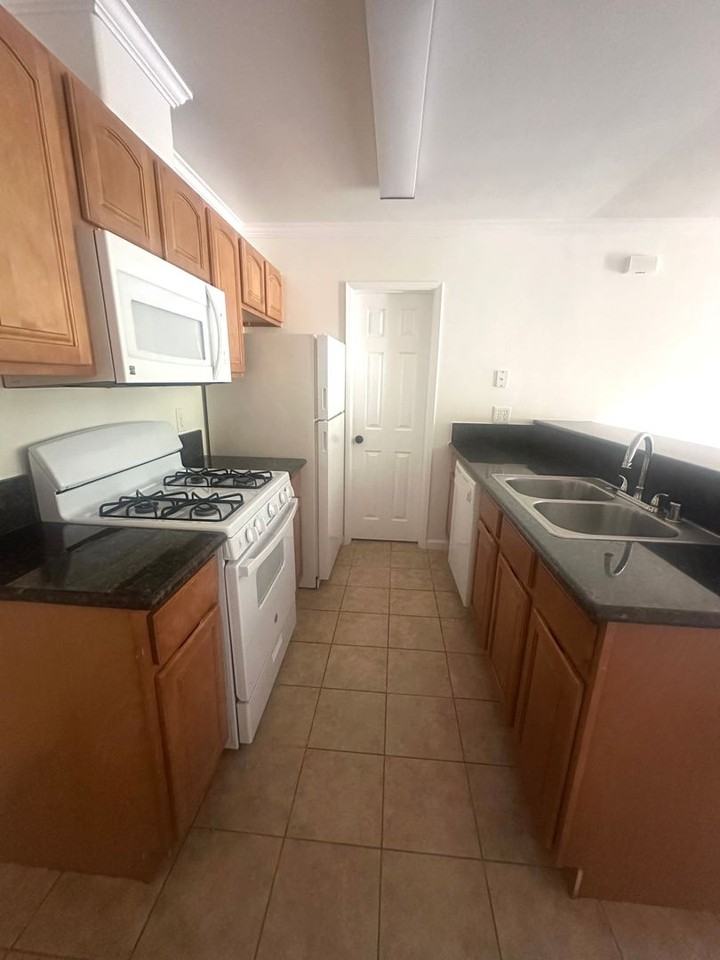 Loma Village Apartments - Photo 3 of 50