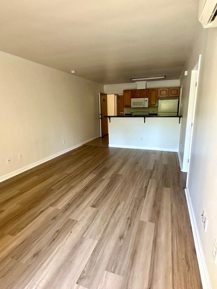 Loma Village Apartments - Photo 6 of 50