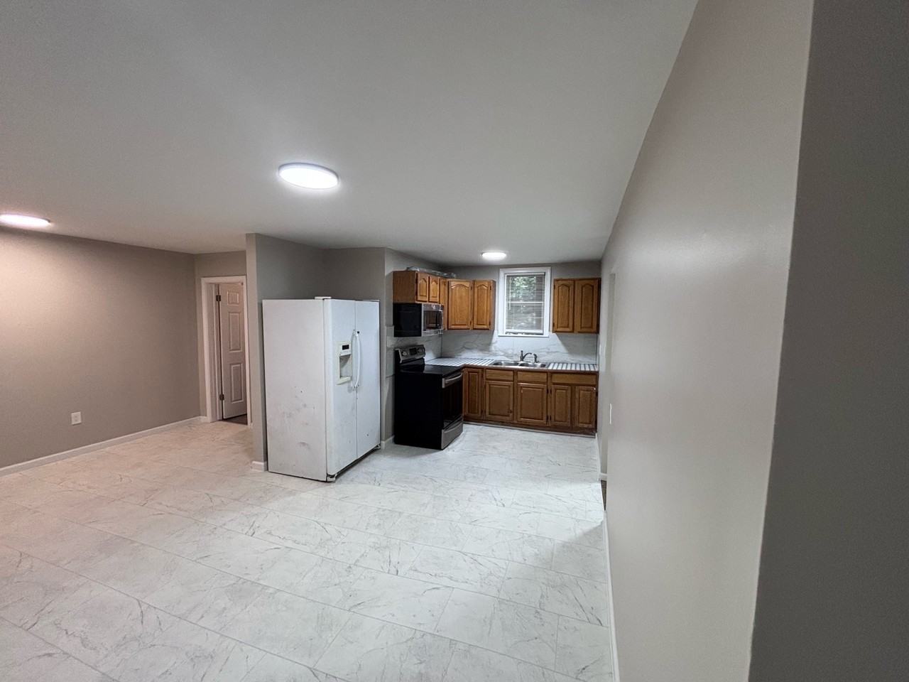 25 Boswell Ave #2 - Photo 2 of 11