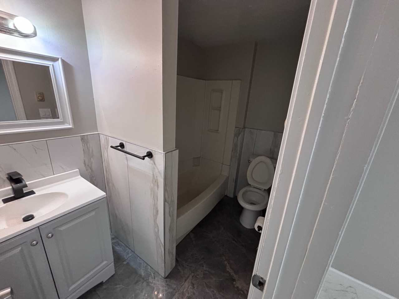 25 Boswell Ave #2 - Photo 6 of 11