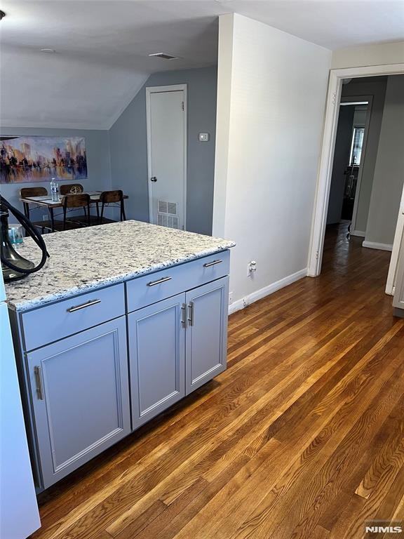2 Clifton Avenue #2nd fl - Photo 6 of 10