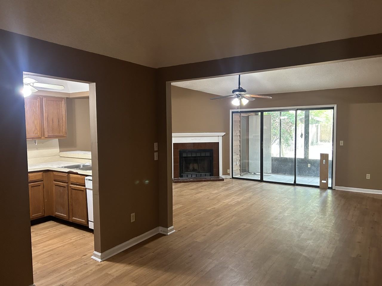 3523 Colony Cove Trl W #1 - Photo 4 of 19