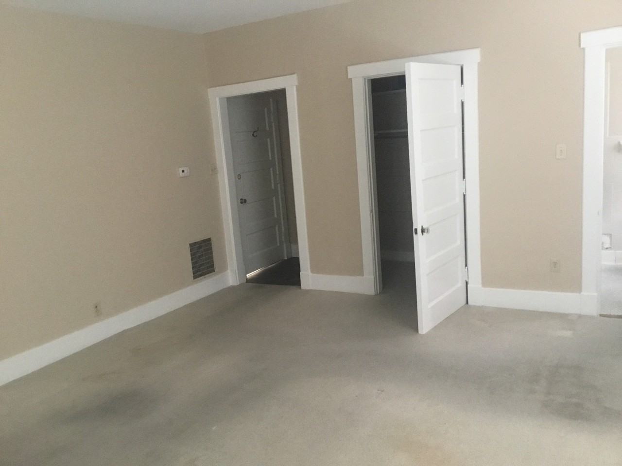 107 Walton Ave #3 - Photo 6 of 8