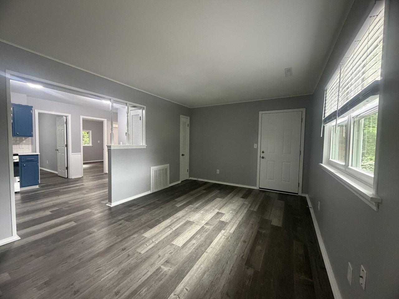 902 E Frederick St #902 - Photo 3 of 17