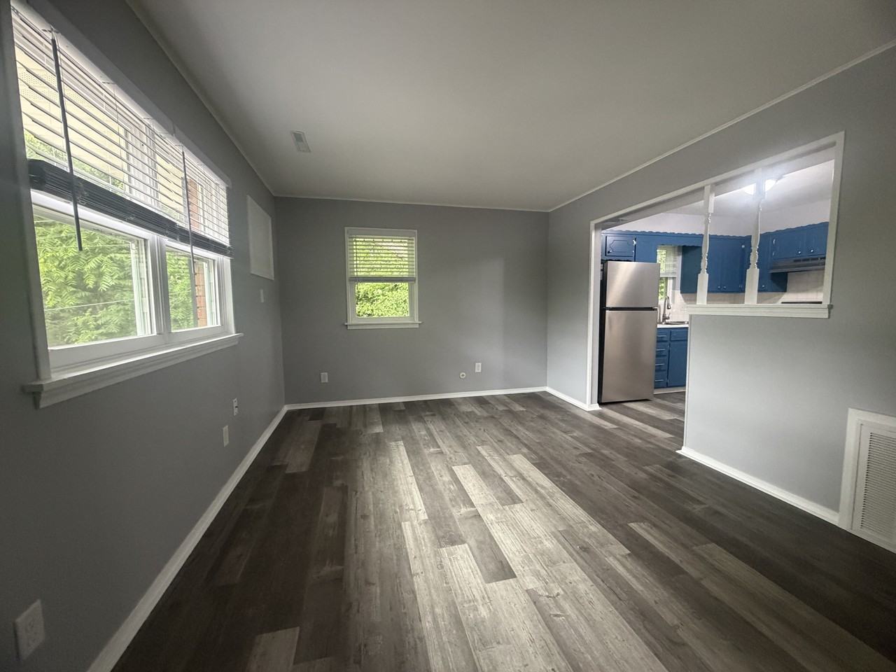 902 E Frederick St #902 - Photo 4 of 17