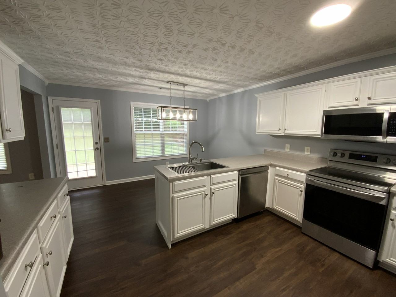 69 Jameston Dr #1 - Photo 4 of 20