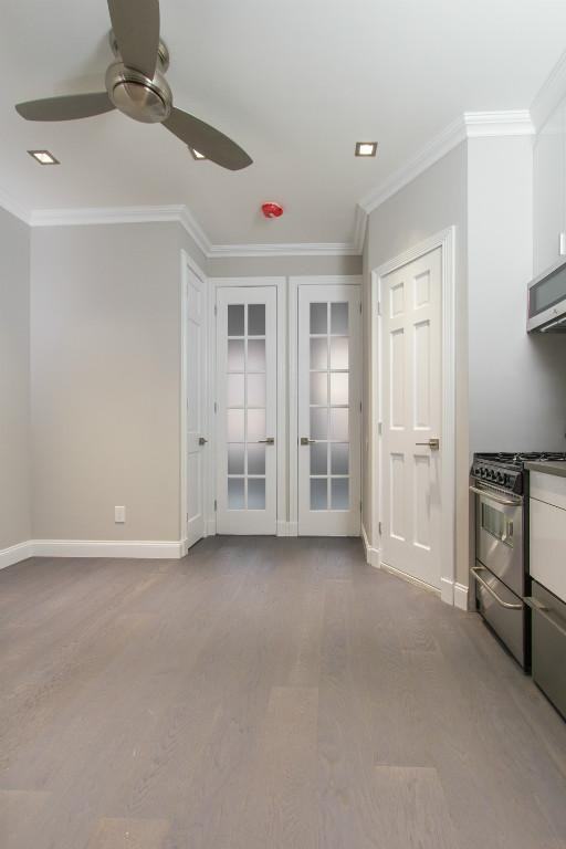 W 103rd St #3A - Photo 4 of 7