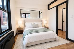 E 58th St #1B - Photo 1 of 1