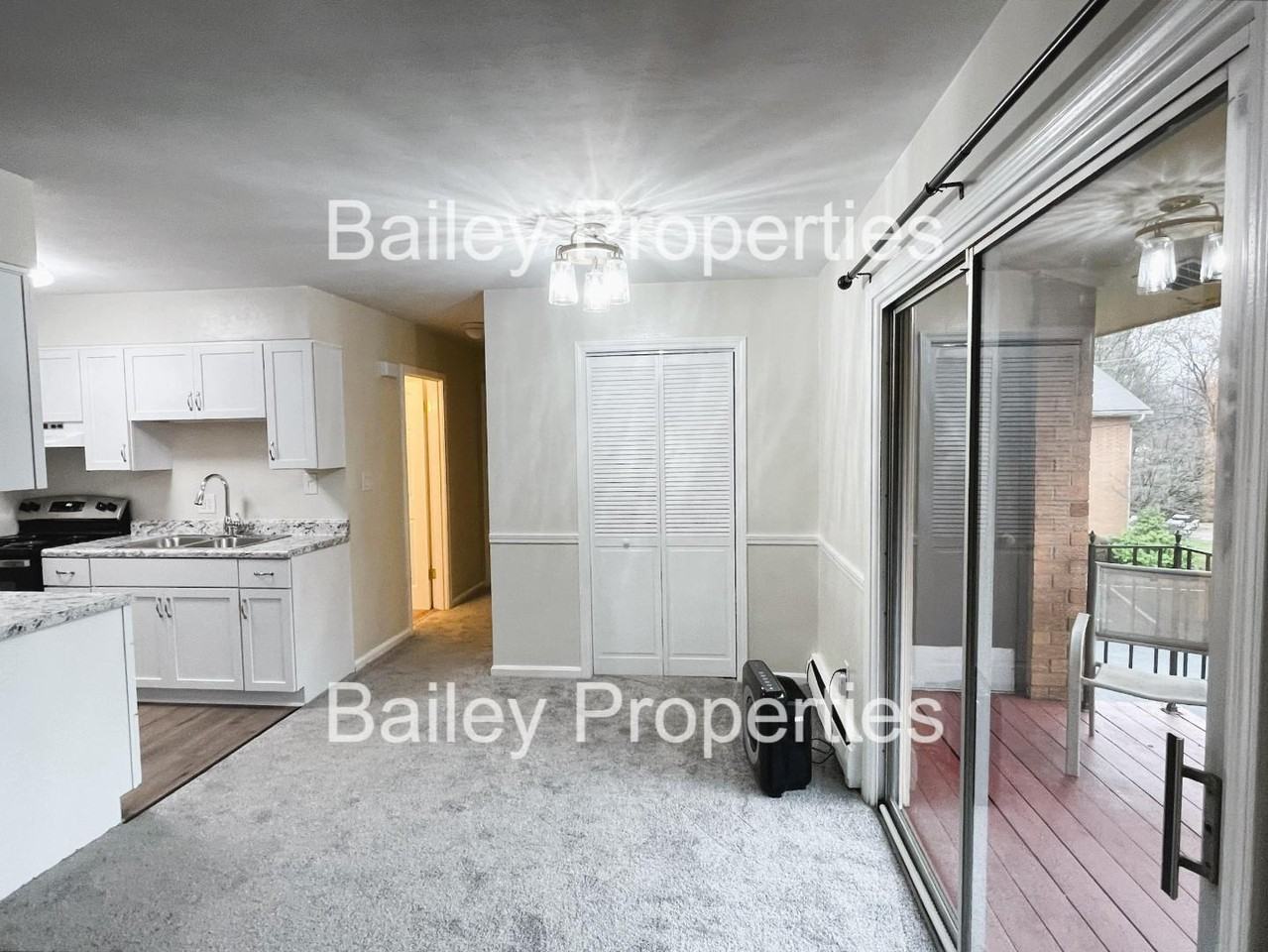 3501 Illinois Ave Apt E7 - Photo 2 of 12