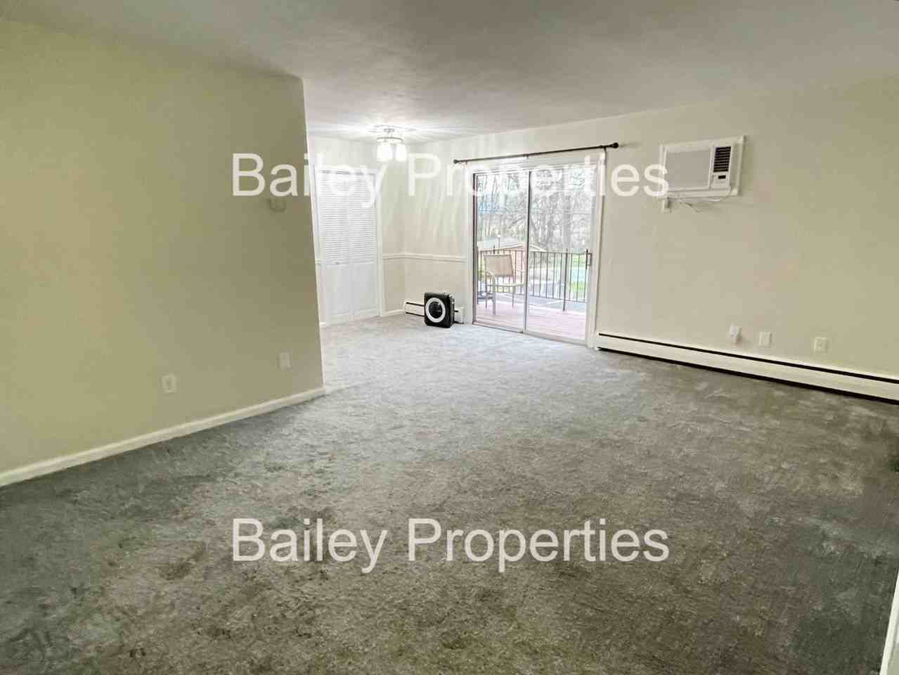 3501 Illinois Ave Apt E7 - Photo 4 of 12