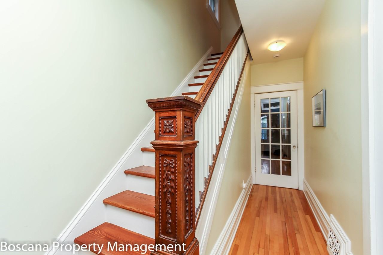 165 Irving Ave #1 - Photo 6 of 36