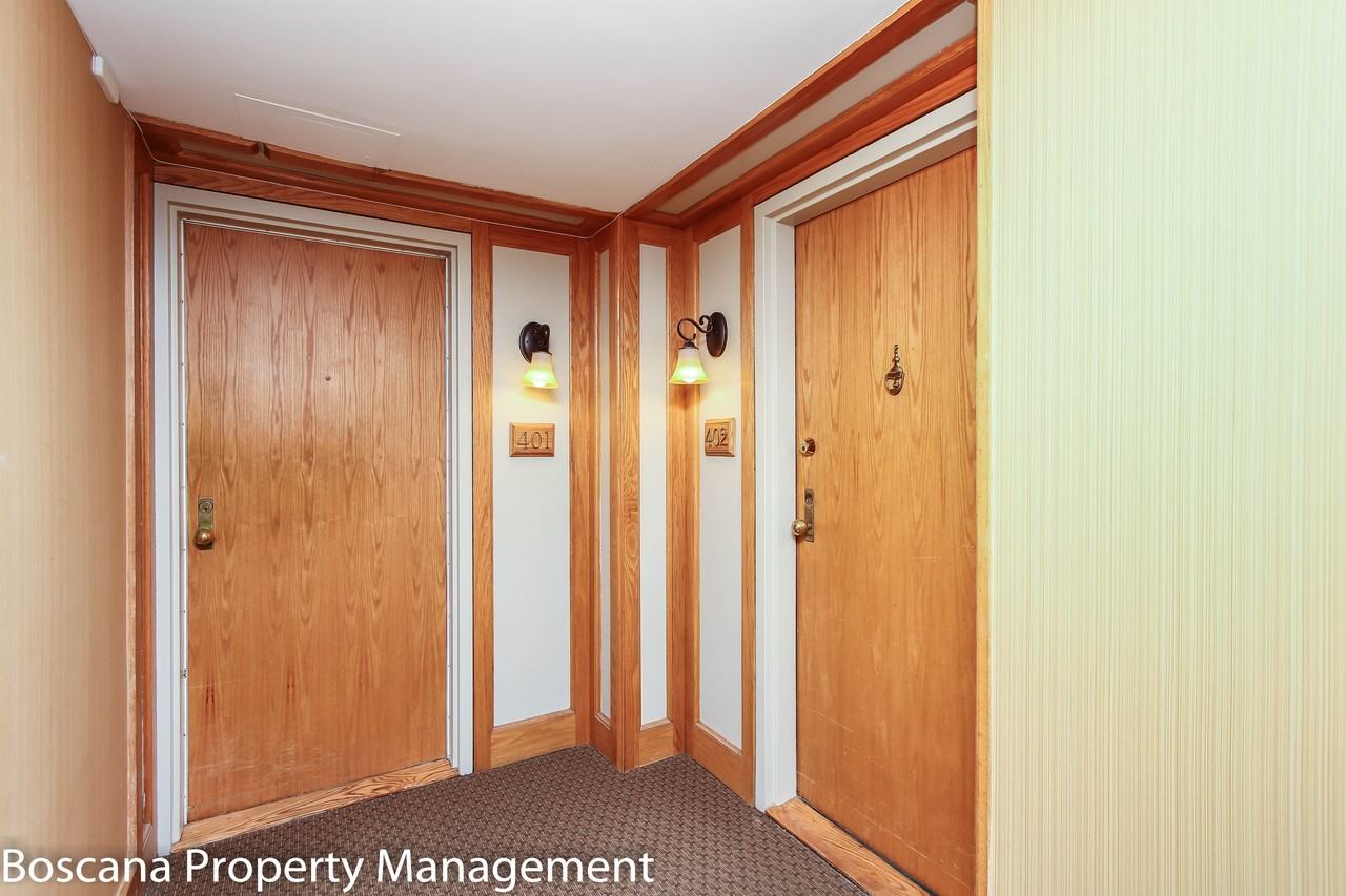 320 Crichton St #402 - Photo 3 of 30