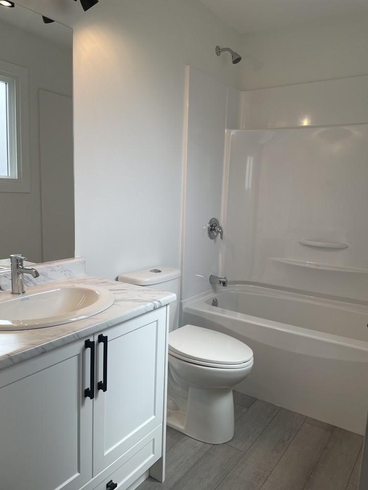 8904 101 Ave #1 - Photo 4 of 34