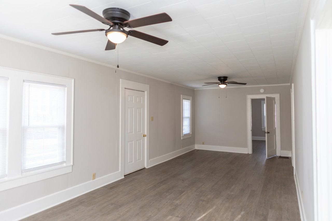 122 Jefferson St #1 - Photo 7 of 13