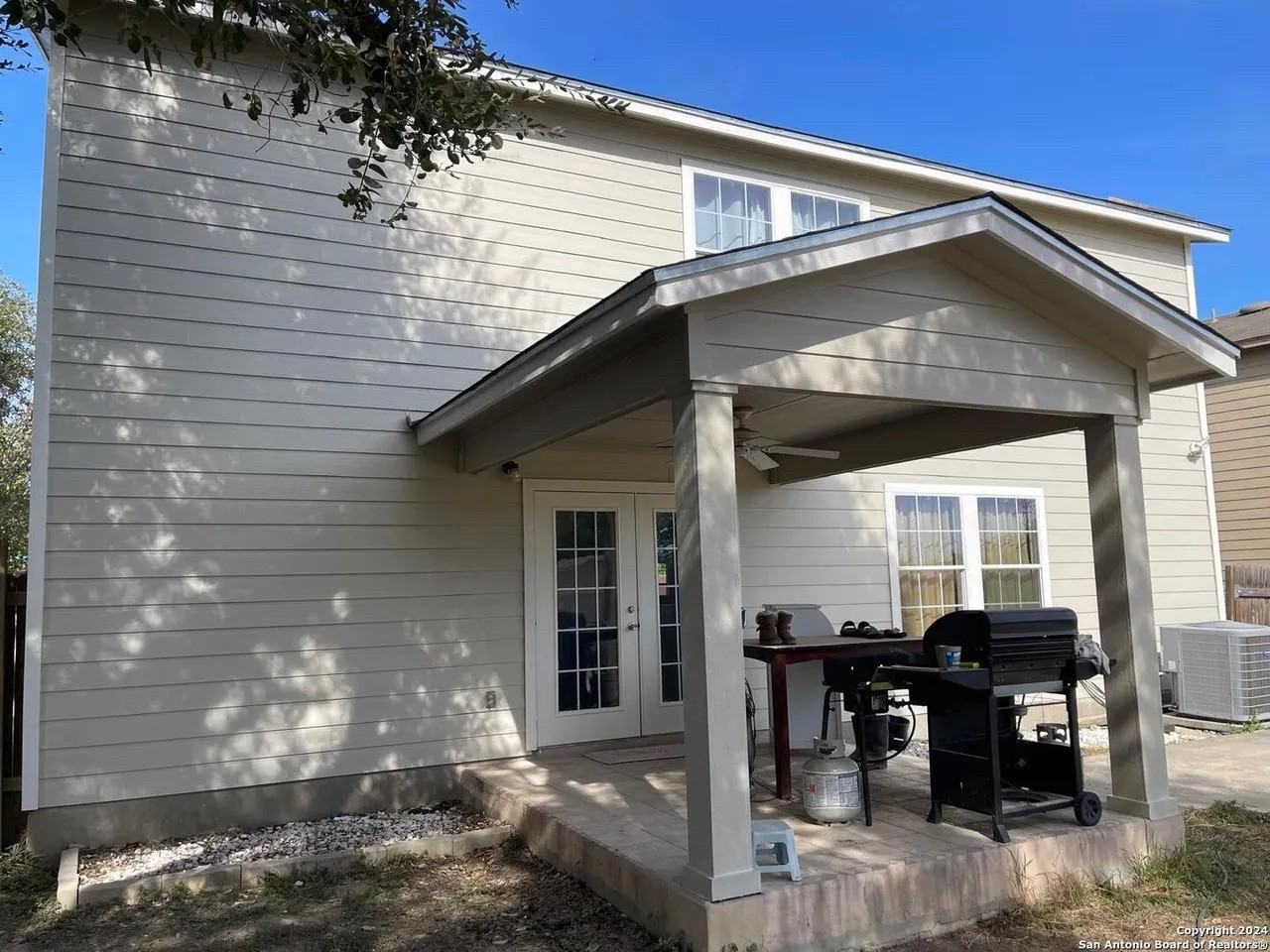 9314 Magnolia Grv - Photo 3 of 30