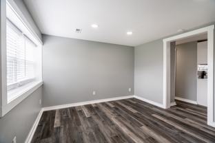 1631 Columbia Ave #A - Photo 1 of 1