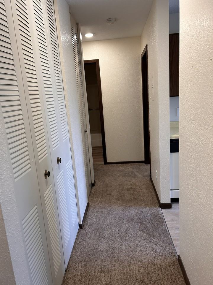 2510 Irvine Ave Nw #31 - Photo 2 of 5