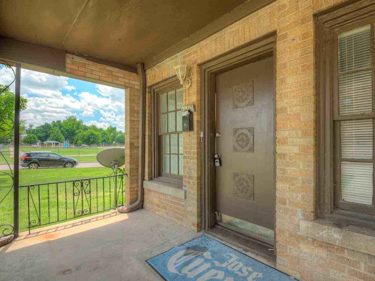 2301 N Florida Ave - Photo 6 of 44