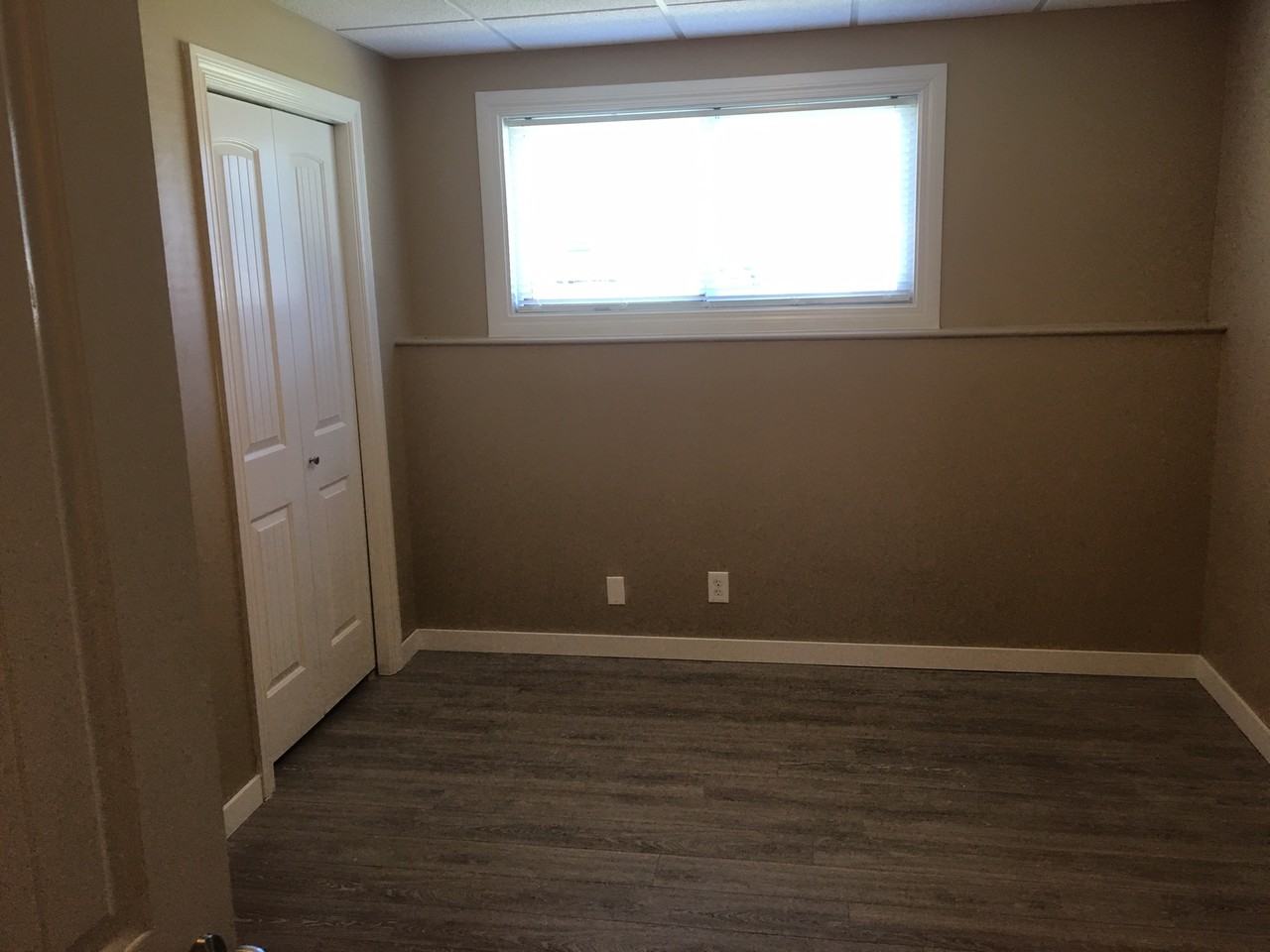 907 Avenue O S #1 - Photo 3 of 13