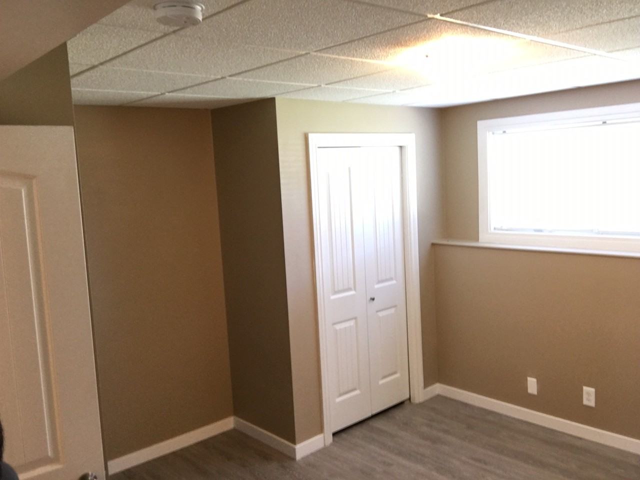 907 Avenue O S #1 - Photo 4 of 13