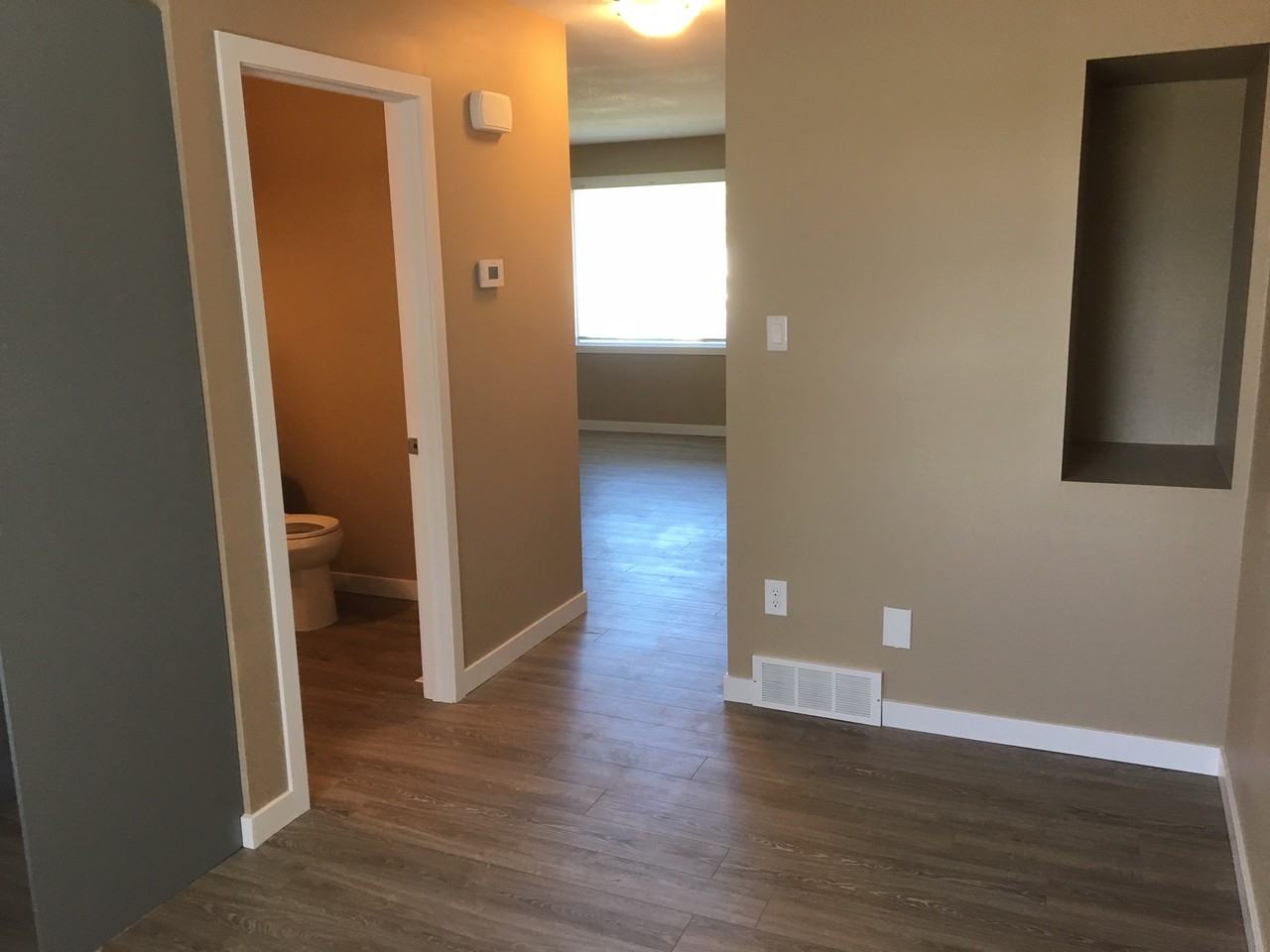 907 Avenue O S #1 - Photo 5 of 13