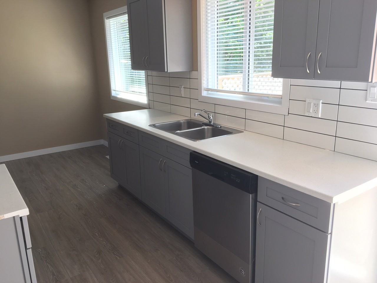 907 Avenue O S #1 - Photo 6 of 13