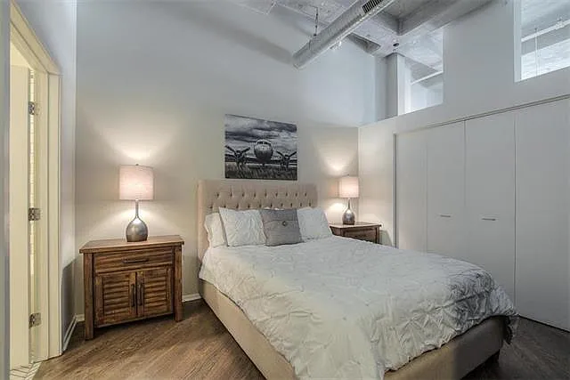 2107 Grand Boulevard - 903Unit 903 #903 - Photo 5 of 16