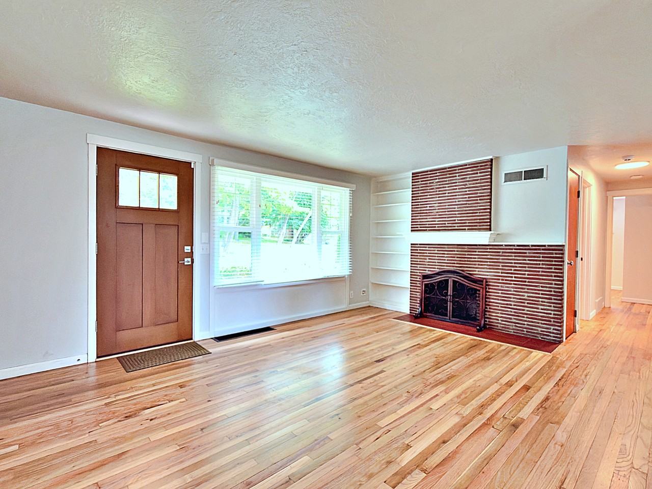 12820 Sw Edgewood St #1 - Photo 7 of 39