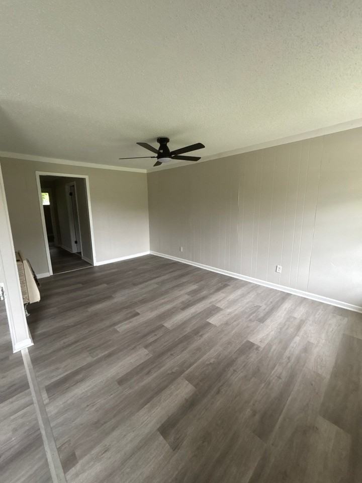 326 Keltner St #1 - Photo 5 of 10