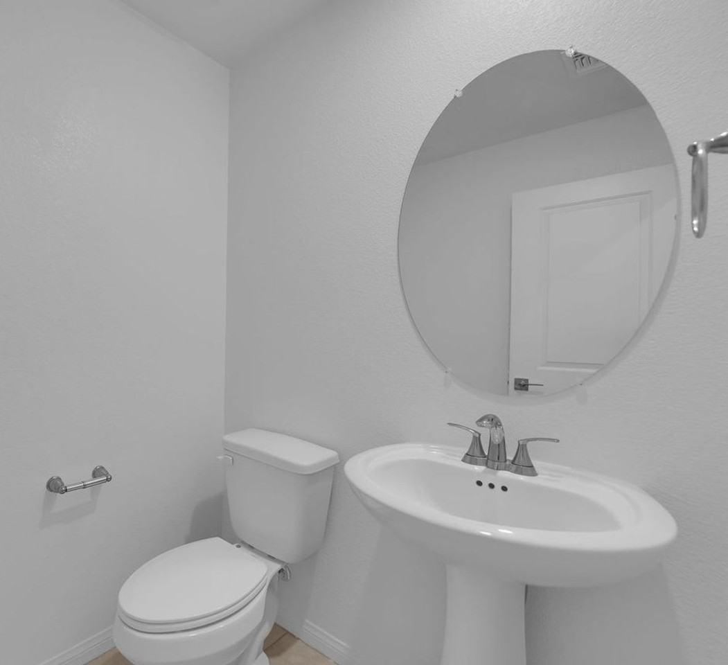 2610 Aversa St - Photo 3 of 20
